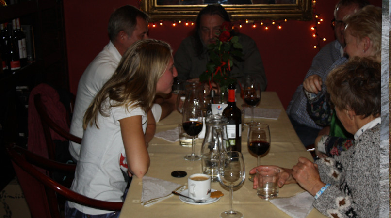 Bestens verpflegt in landestypischen Restaurants der Stadt